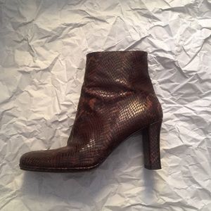 vintage snake boots
